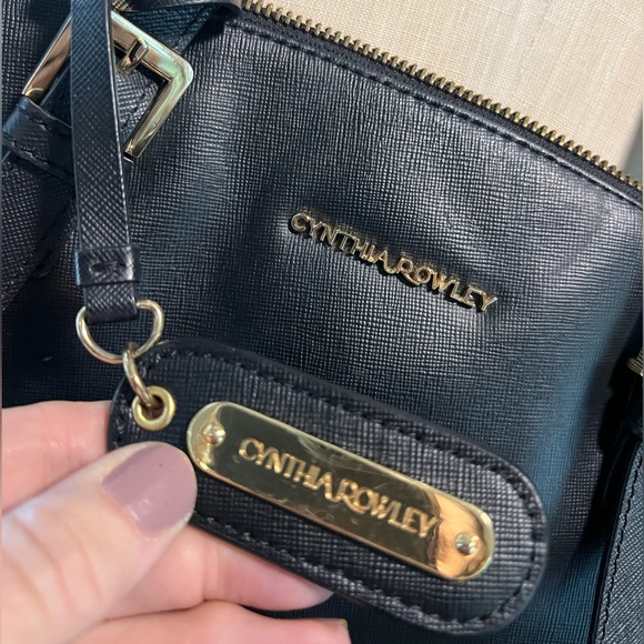 Cynthia Rowley Bucket Bag Black or maybe Dark Brown Leather Purse - Picture 3 of 8